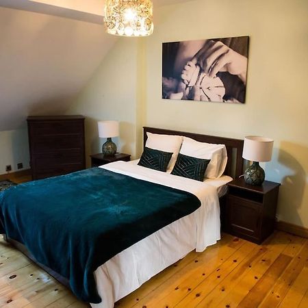 Chalet De 5 Habitaciones En La Sierra De Madrid El Olivo De Miraflores ميرافلوريس ذي لا ثييرا المظهر الخارجي الصورة