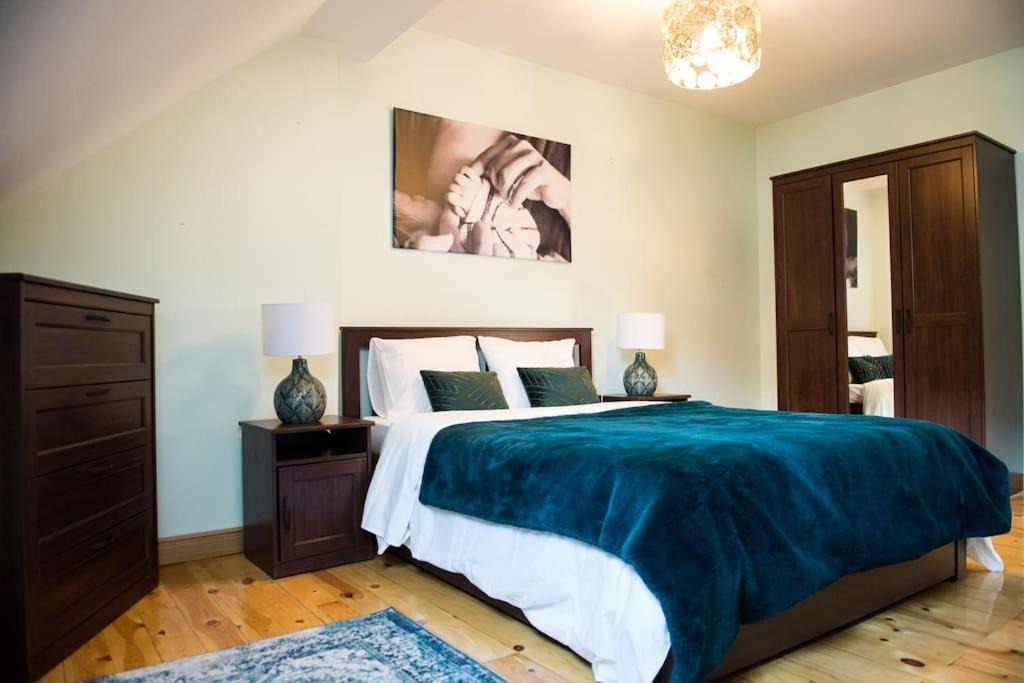 Chalet De 5 Habitaciones En La Sierra De Madrid El Olivo De Miraflores ميرافلوريس ذي لا ثييرا المظهر الخارجي الصورة